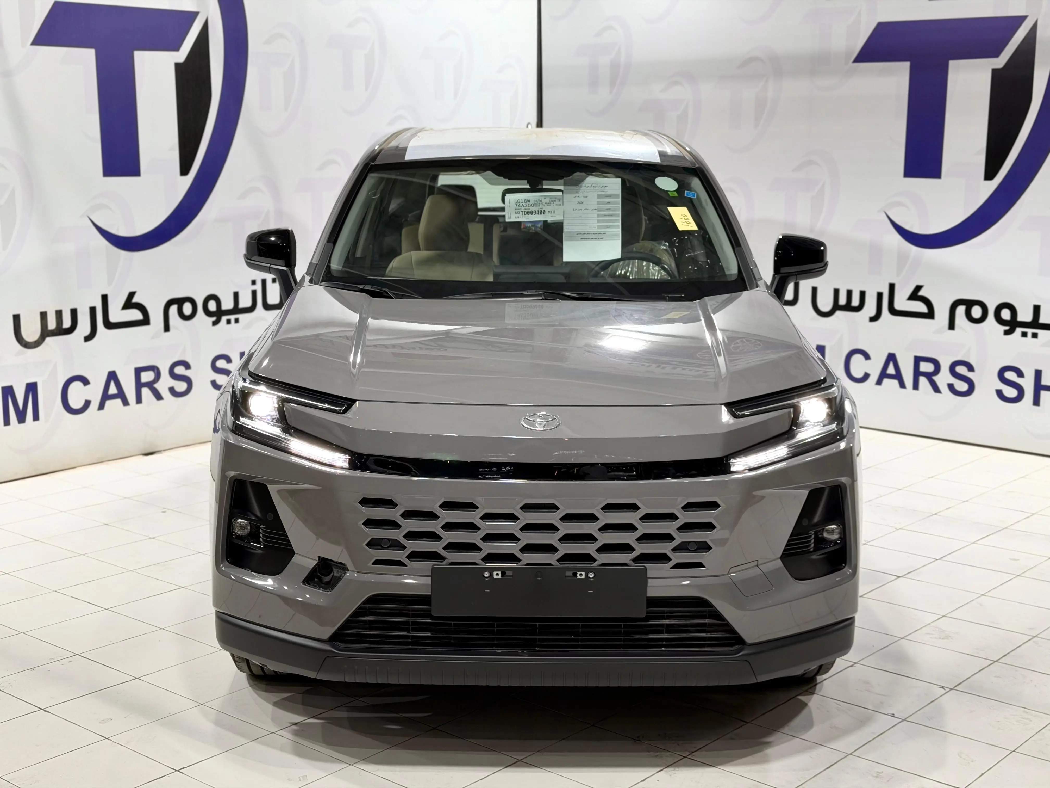 تويوتا - راف فور ستاندر بنزين دفع رباعي 2026